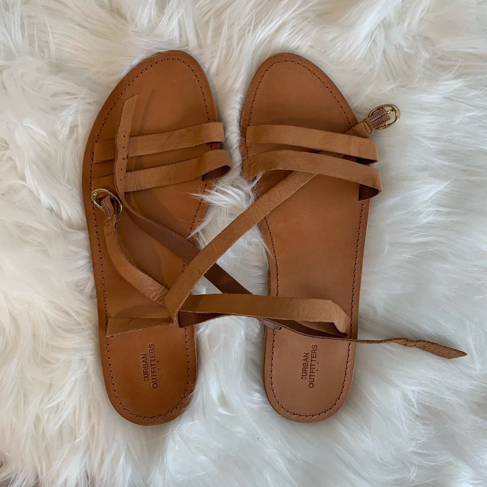 Urban Outfitters size 8 strappy Sandal